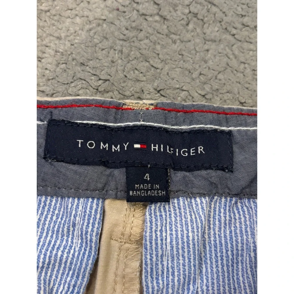 Tommy Hilfiger Womens Chino Shorts Tan Khaki Stretch Cotton Size 4 Mid Rise 4in